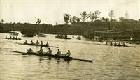 Regatta with crown on riverbank 1932